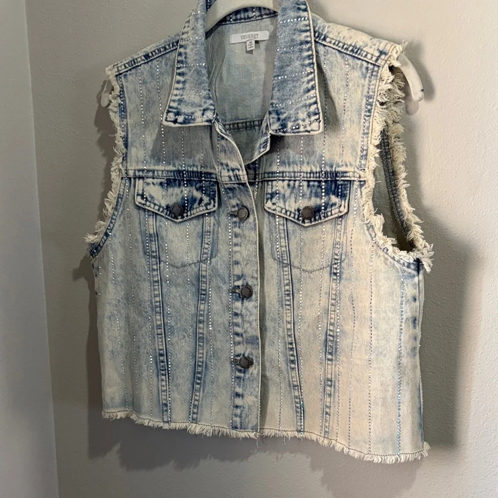 VeVeret Light Blue Denim Vest - Picture 1 of 10